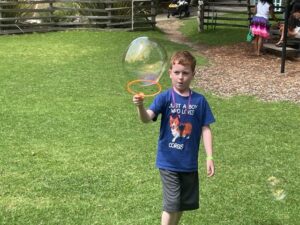 2022-Oakland-Pridefest-Unknown-Child-Image-16