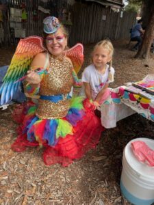 2022-Oakland-Pridefest-Unknown-Child-and-Facepainter-Image-11